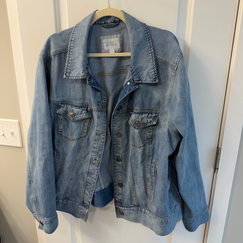 Market and Spruce Denim Jacket